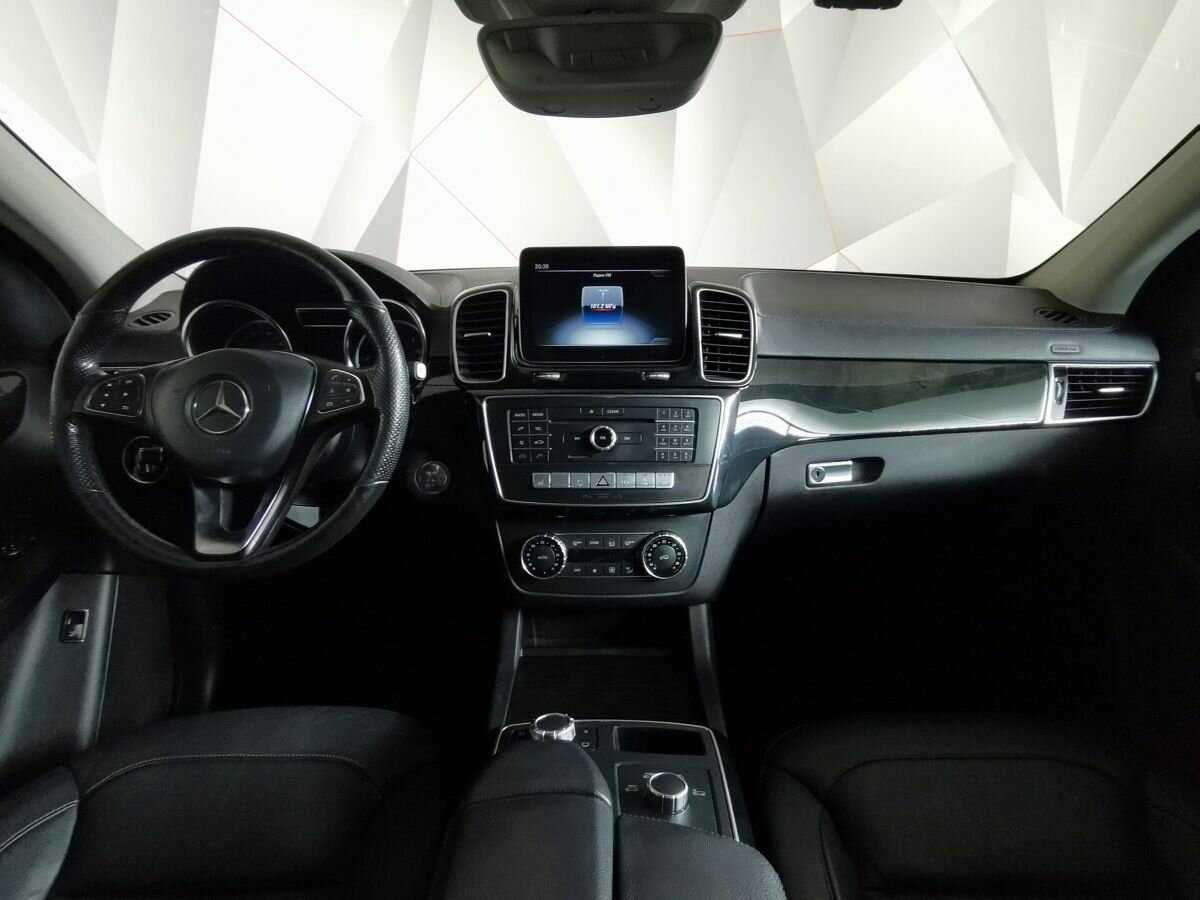 Mercedes-Benz GLE Coupe с пробегом — 2018 год. Фото: #9