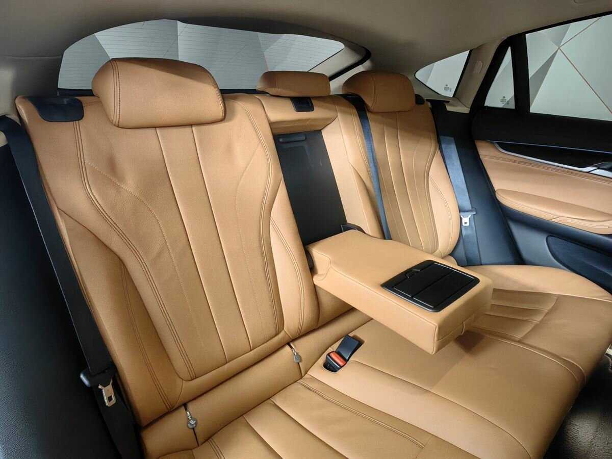 BMW X6 с пробегом — 2018 год. Фото: #12