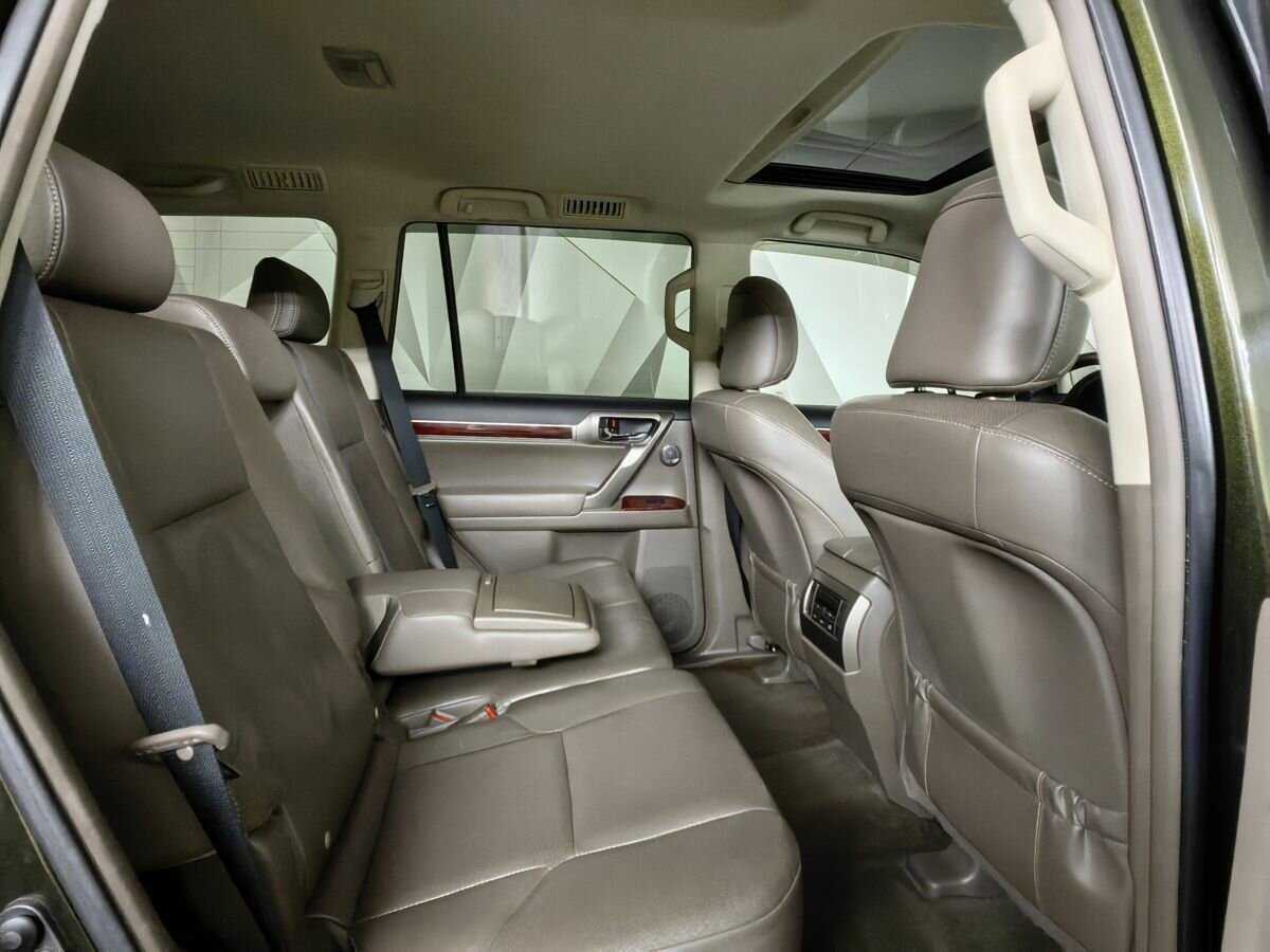 Lexus GX с пробегом — 2010 год. Фото: #9