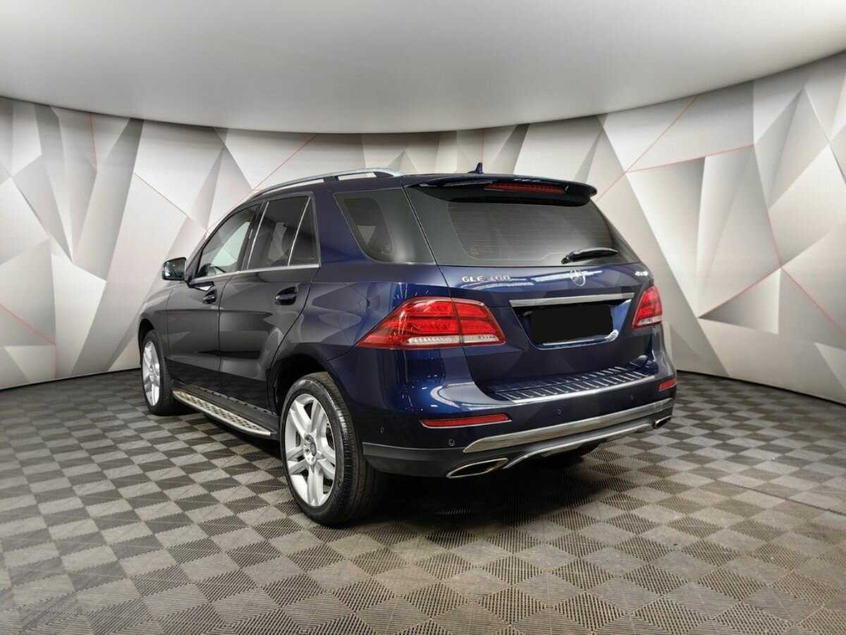 Mercedes-Benz GLE с пробегом — 2015 год. Фото: #3