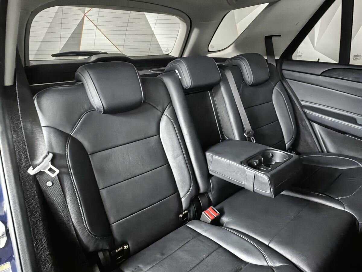 Mercedes-Benz GLE с пробегом — 2015 год. Фото: #12