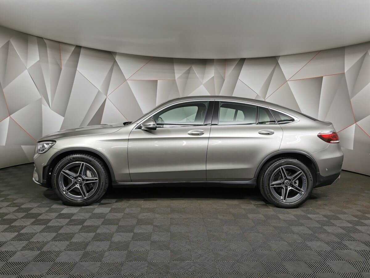 Mercedes-Benz GLC Coupe с пробегом — 2019 год. Фото: #4