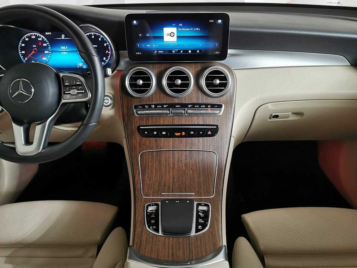 Mercedes-Benz GLC Coupe с пробегом — 2019 год. Фото: #9