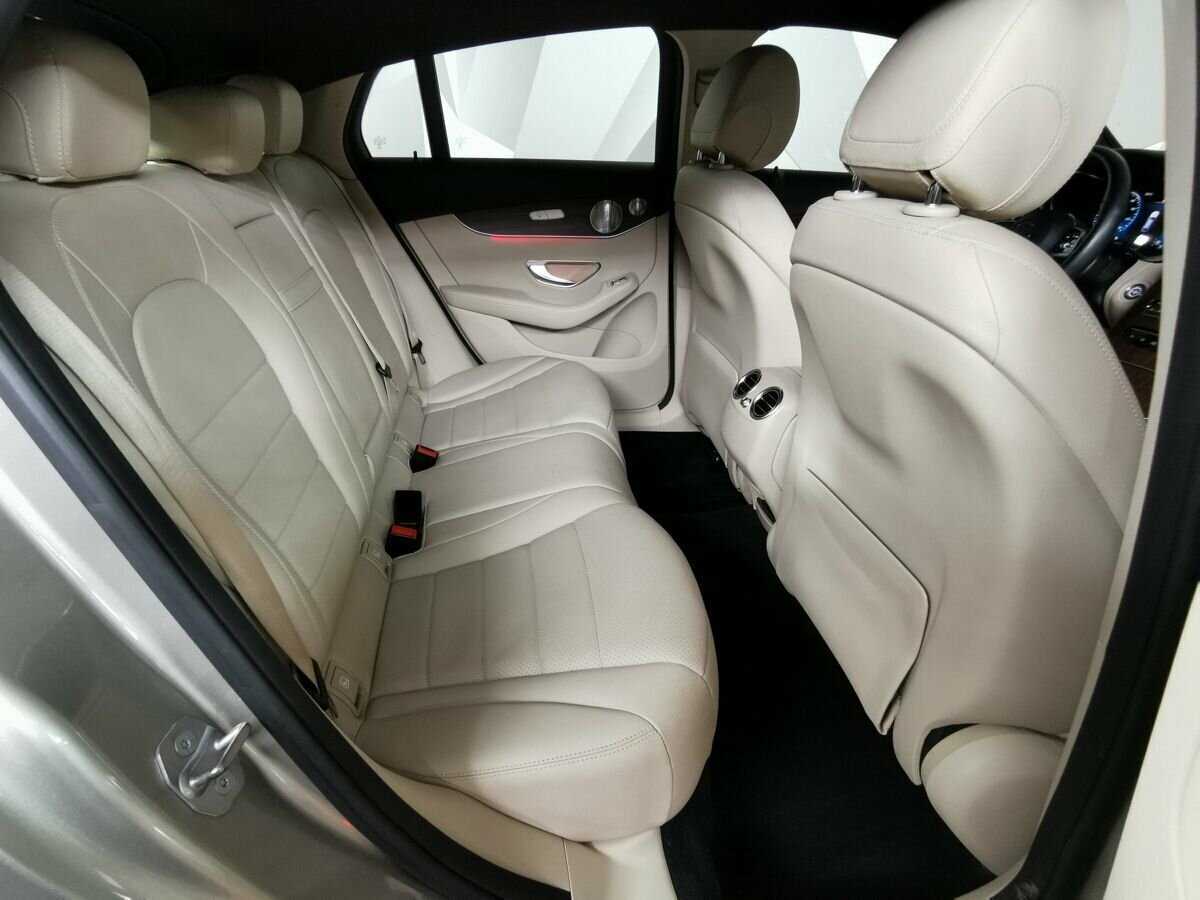 Mercedes-Benz GLC Coupe с пробегом — 2019 год. Фото: #10