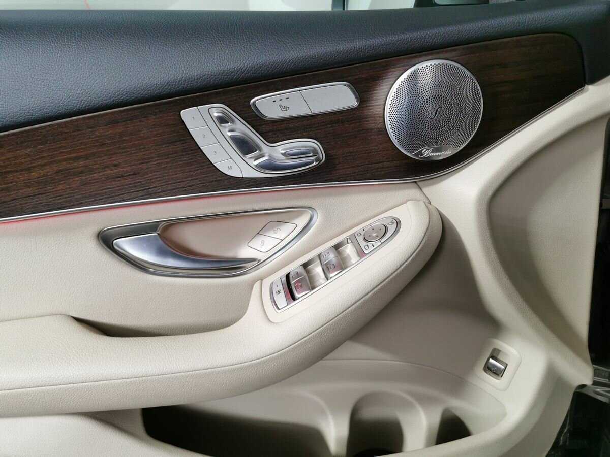 Mercedes-Benz GLC Coupe с пробегом — 2019 год. Фото: #14