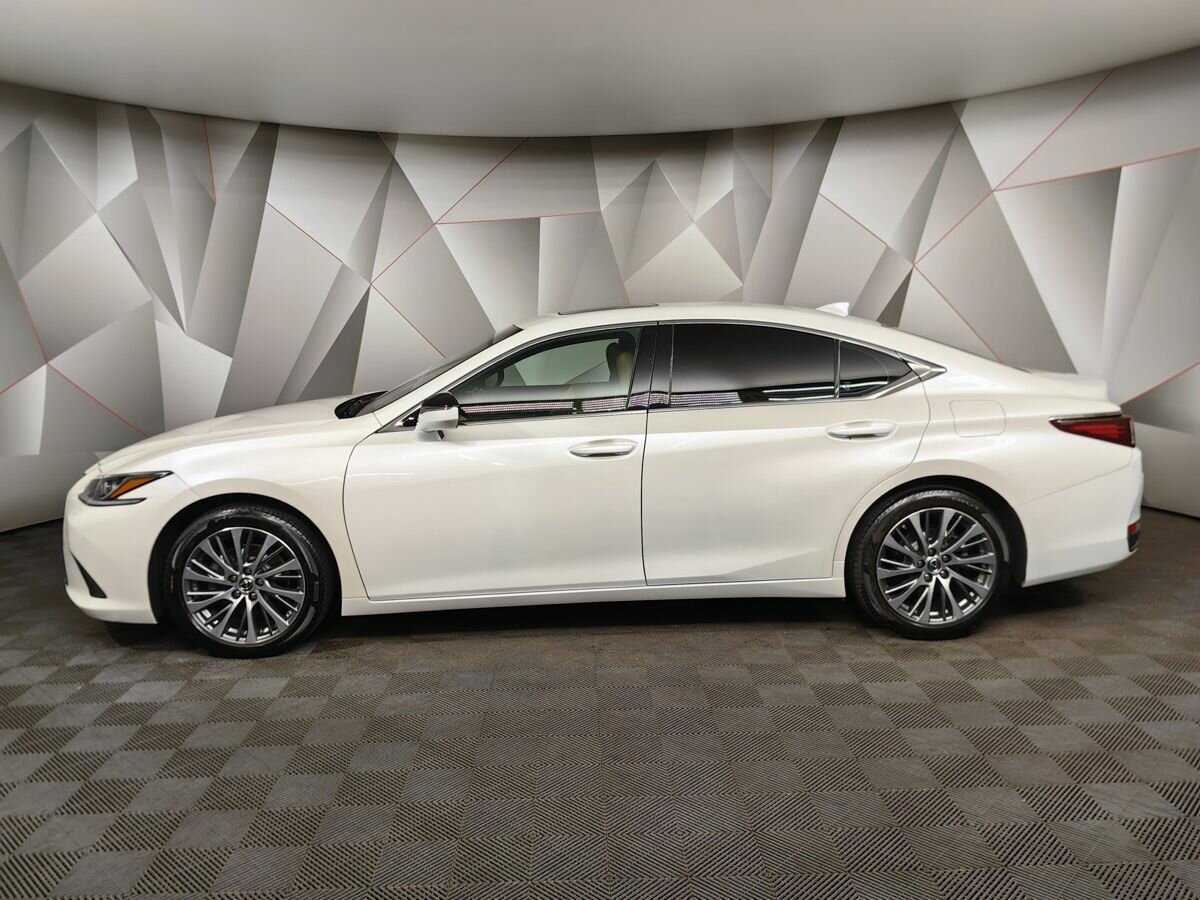 Lexus ES с пробегом — 2020 год. Фото: #4