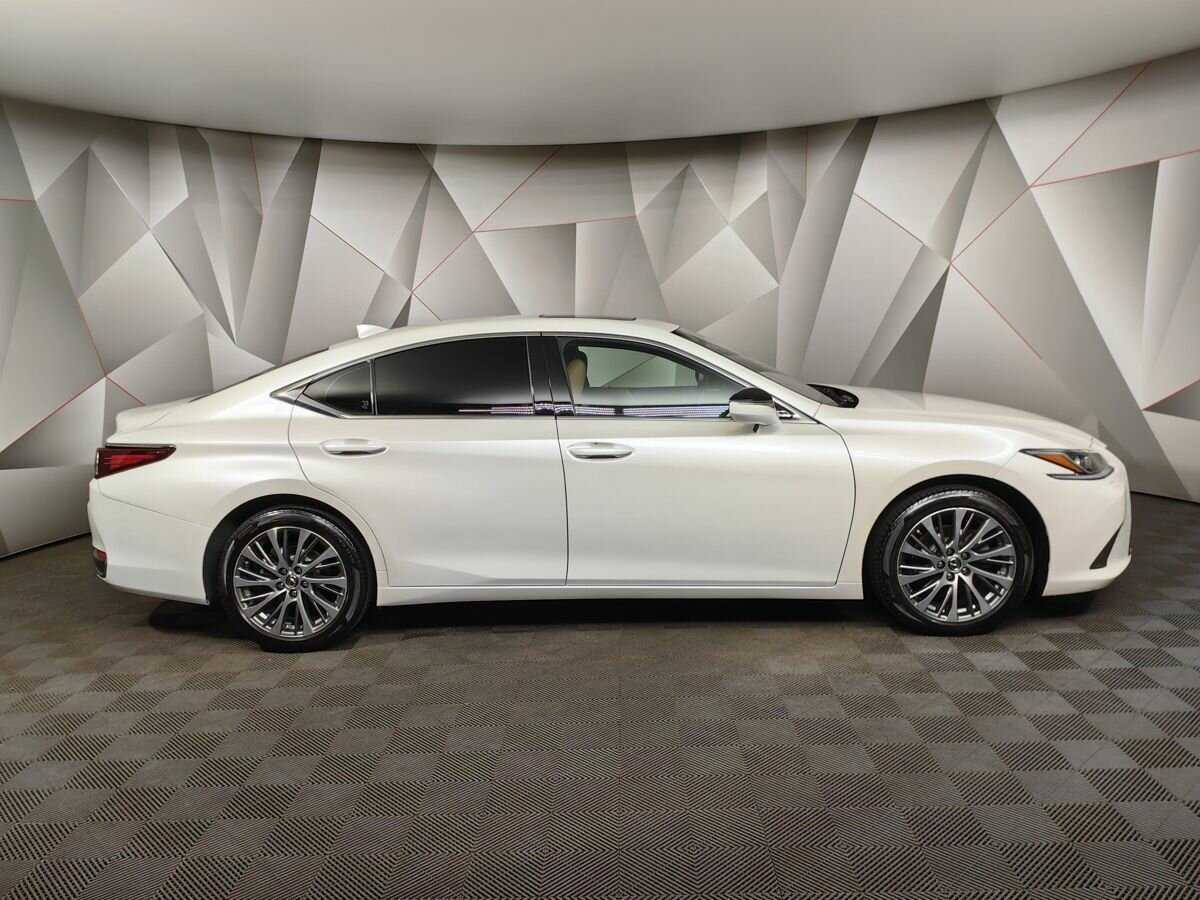 Lexus ES с пробегом — 2020 год. Фото: #5