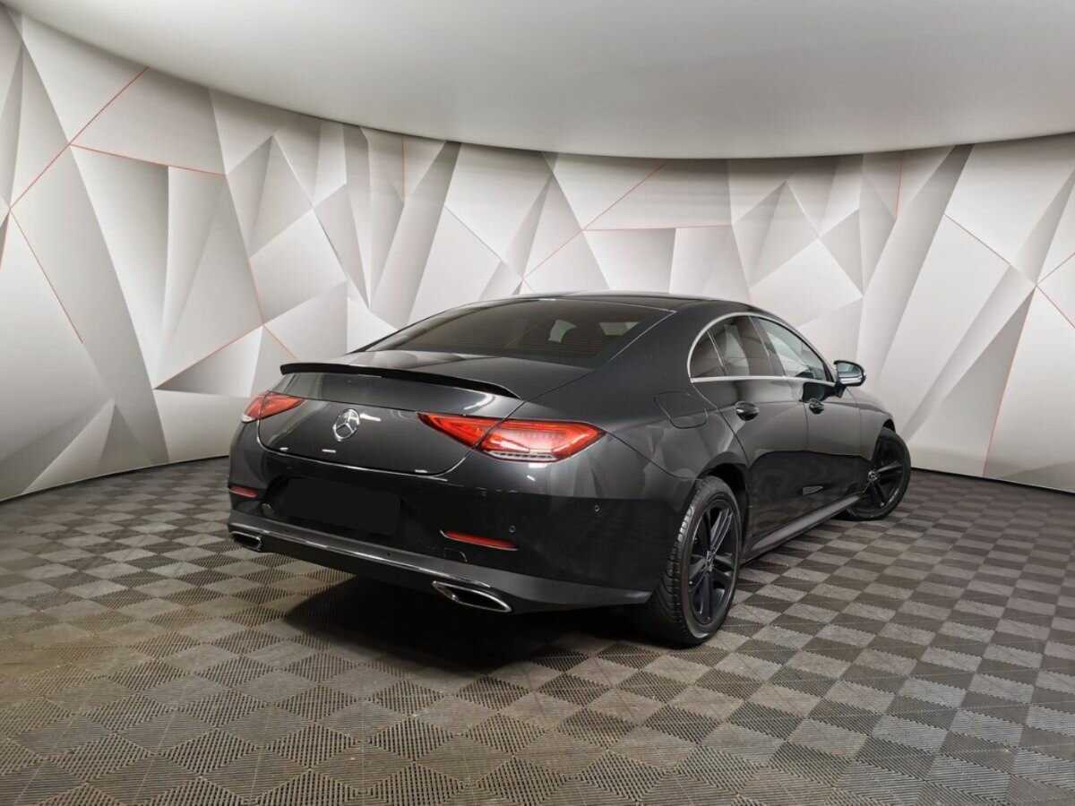 Mercedes-Benz CLS с пробегом — 2018 год. Фото: #1