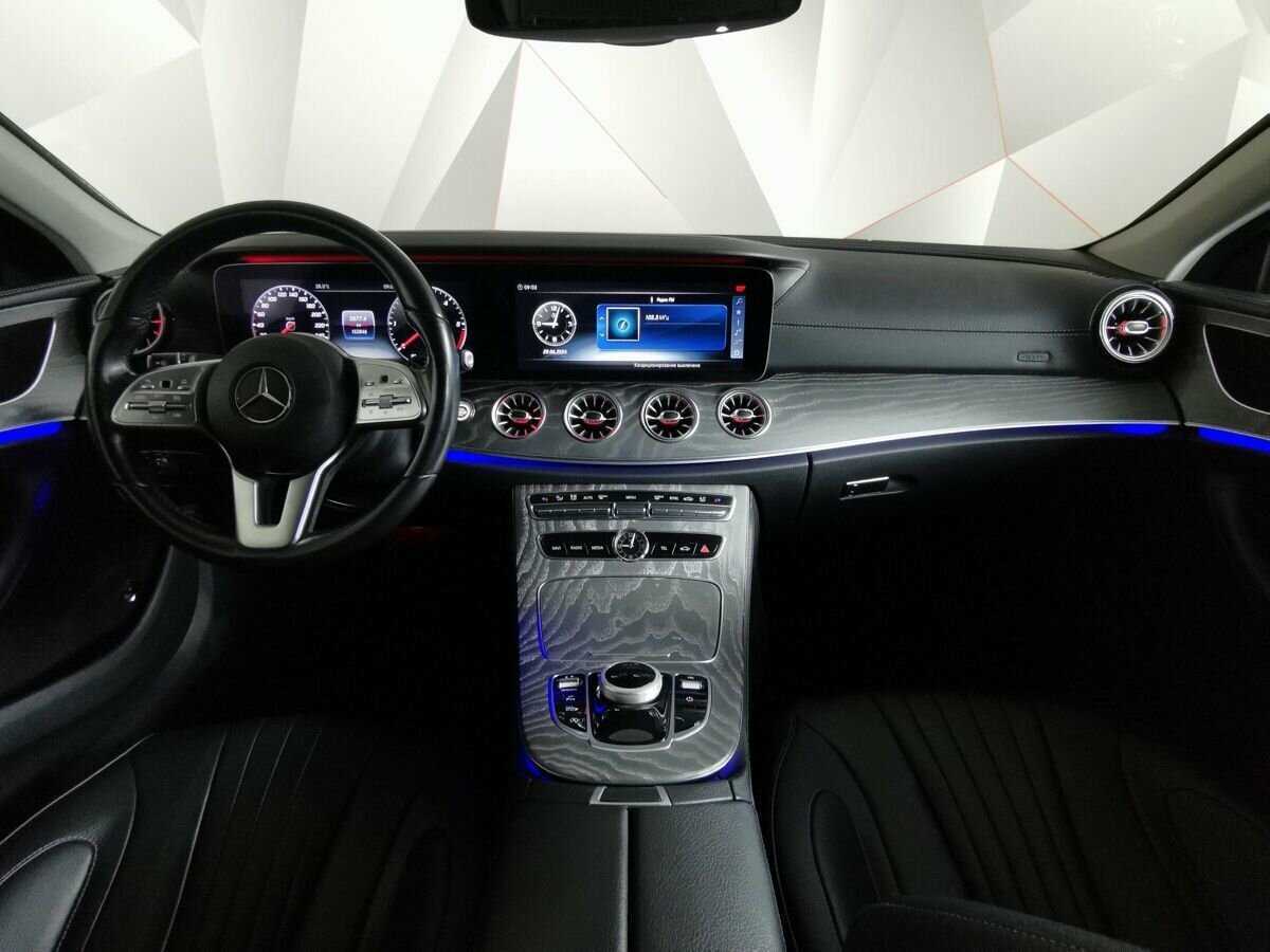 Mercedes-Benz CLS с пробегом — 2018 год. Фото: #9