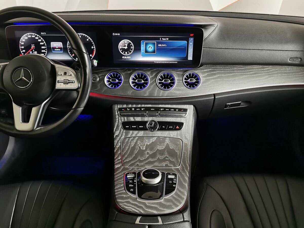 Mercedes-Benz CLS с пробегом — 2018 год. Фото: #10