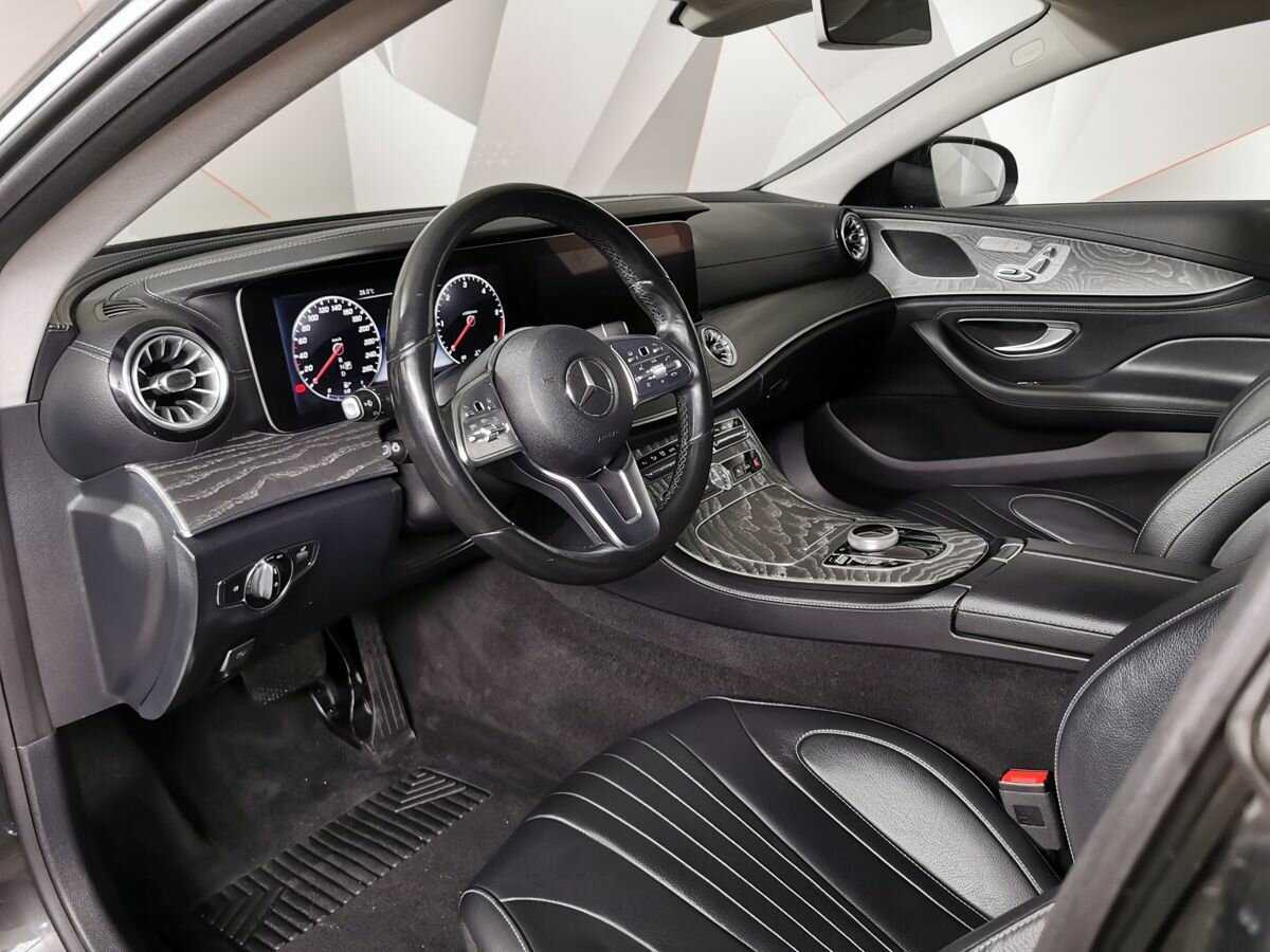 Mercedes-Benz CLS с пробегом — 2018 год. Фото: #13