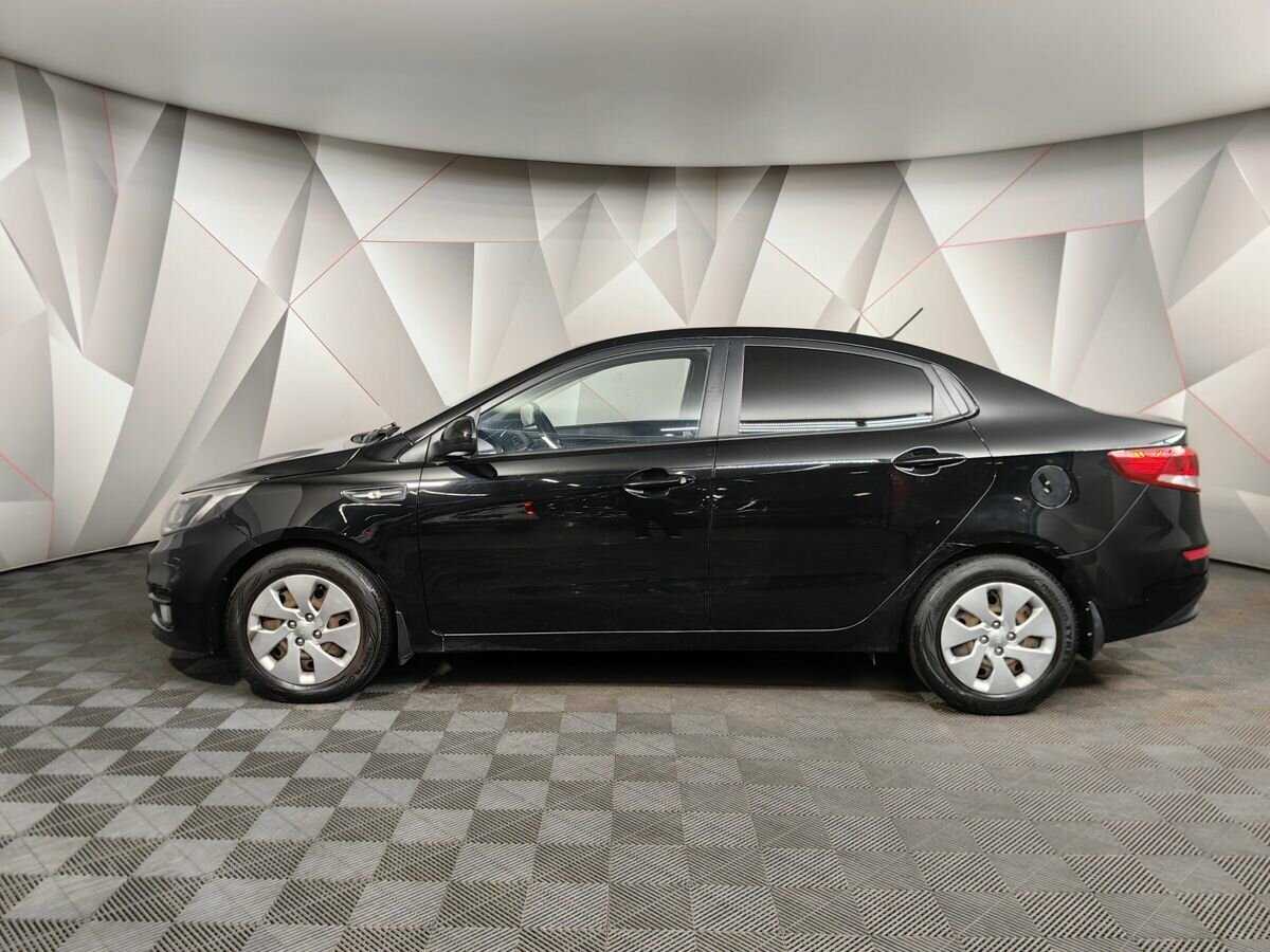Kia Rio с пробегом — 2015 год. Фото: #4