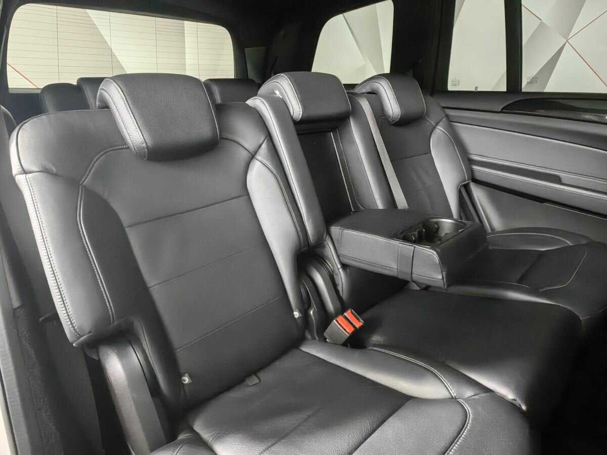 Mercedes-Benz GLS с пробегом — 2017 год. Фото: #12