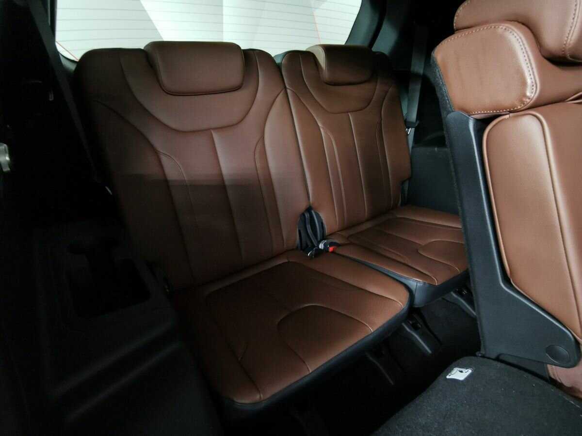 Hyundai Santa Fe с пробегом — 2021 год. Фото: #16