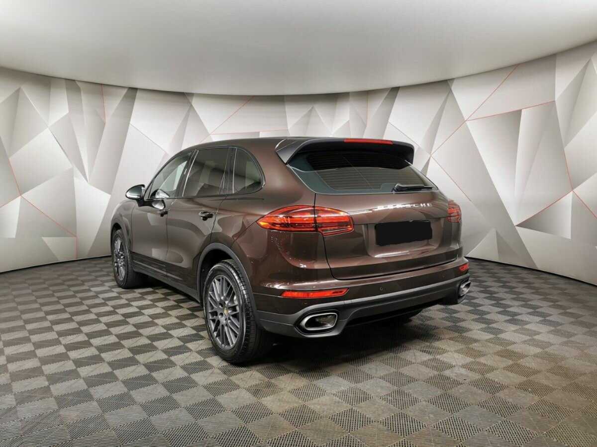 Porsche Cayenne с пробегом — 2015 год. Фото: #3