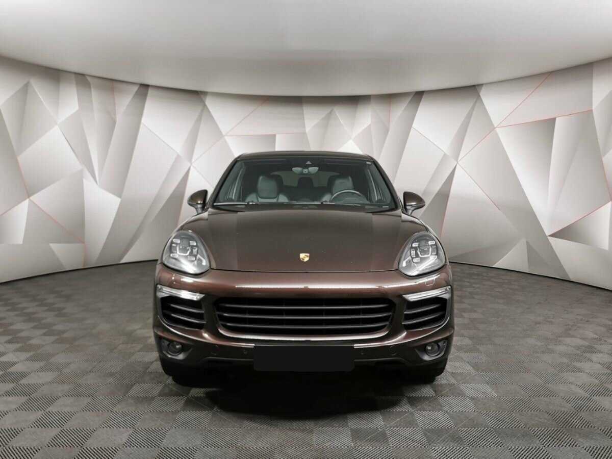 Porsche Cayenne с пробегом — 2015 год. Фото: #6