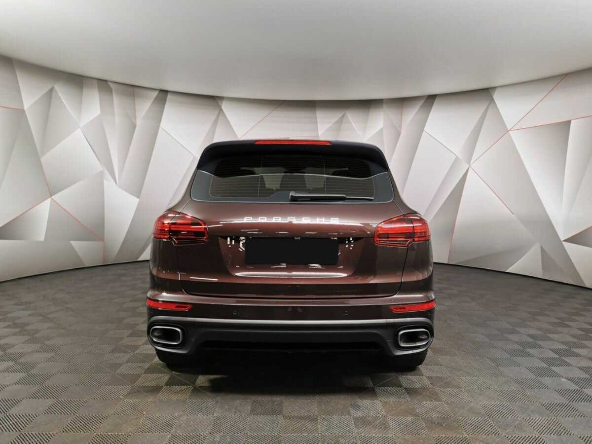 Porsche Cayenne с пробегом — 2015 год. Фото: #7