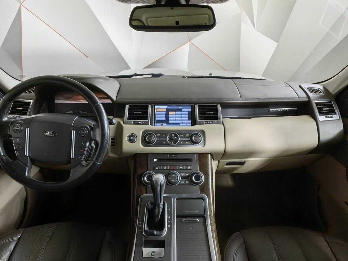 Land Rover Range Rover Sport с пробегом — 2011 год. Фото: #8