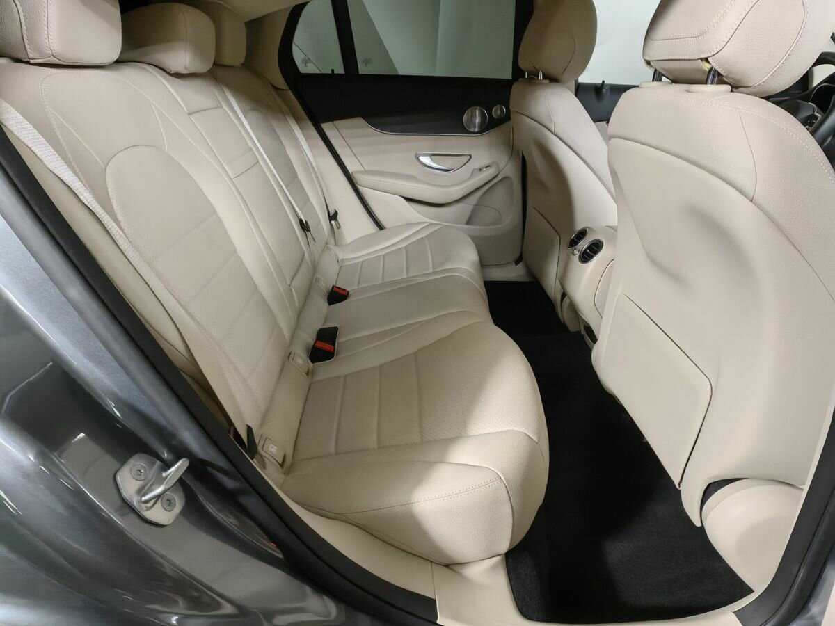 Mercedes-Benz GLC Coupe с пробегом — 2019 год. Фото: #11