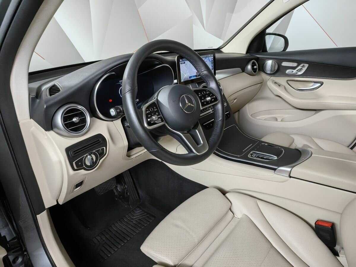 Mercedes-Benz GLC Coupe с пробегом — 2019 год. Фото: #13