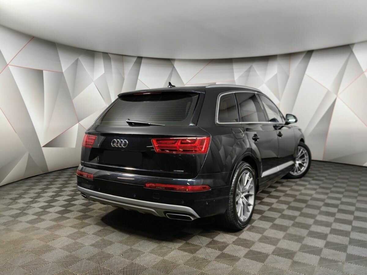 Audi Q7 с пробегом — 2015 год. Фото: #1