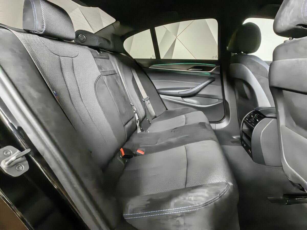 BMW 5 серии с пробегом — 2020 год. Фото: #13