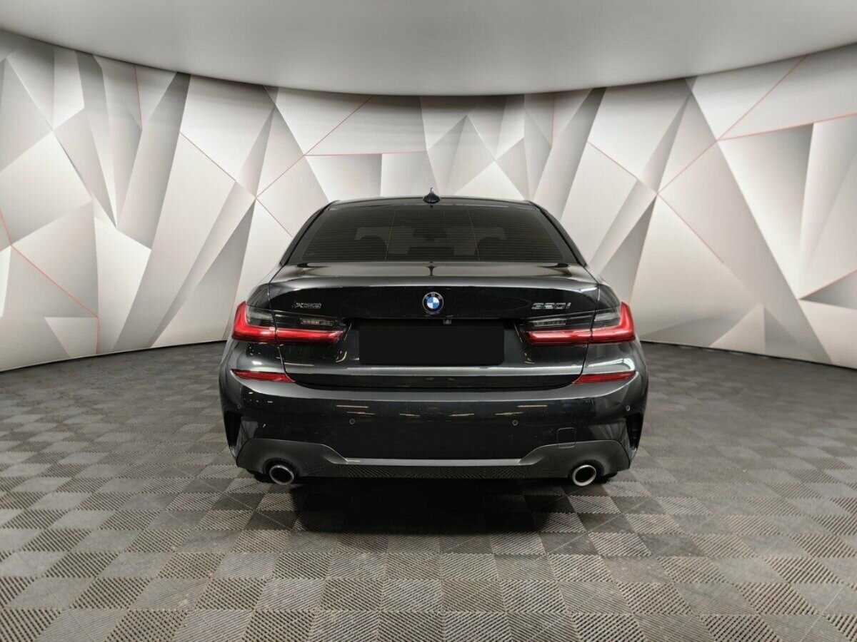 BMW 3 серии с пробегом — 2020 год. Фото: #7