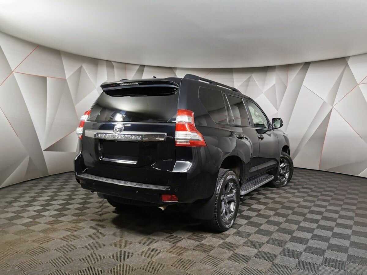 Toyota Land Cruiser Prado с пробегом — 2017 год. Фото: #1