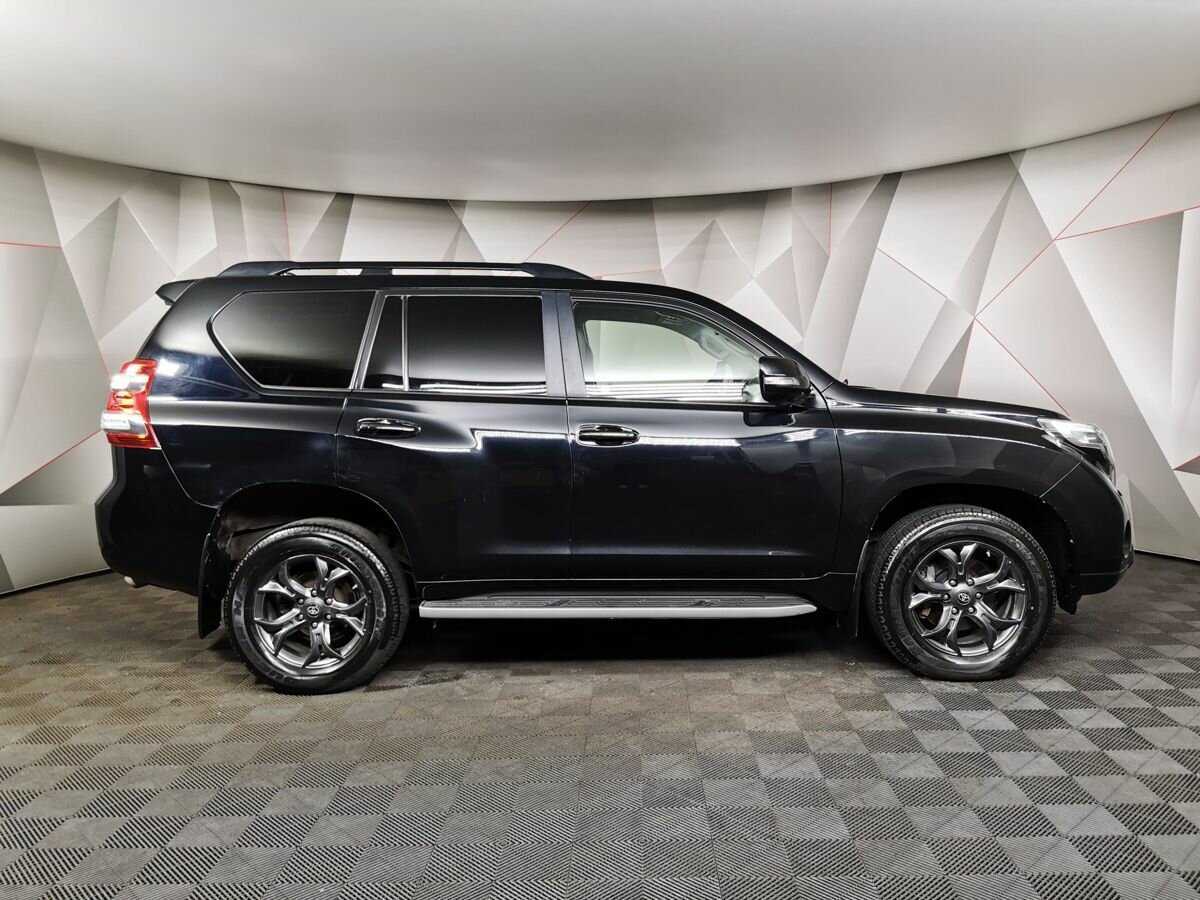 Toyota Land Cruiser Prado с пробегом — 2017 год. Фото: #5