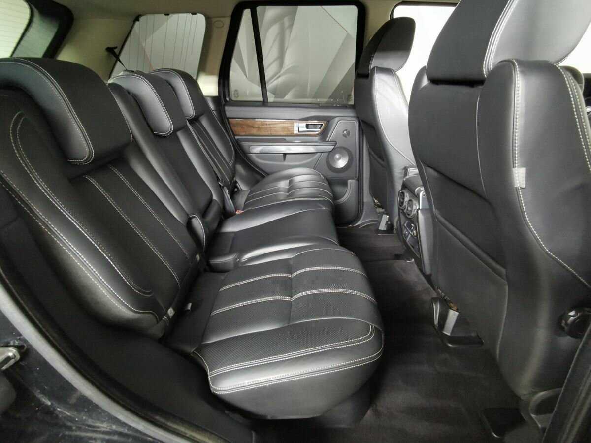 Land Rover Range Rover Sport с пробегом — 2009 год. Фото: #11