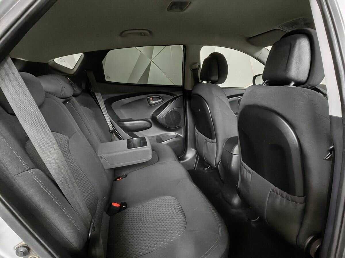 Hyundai ix35 с пробегом — 2013 год. Фото: #9