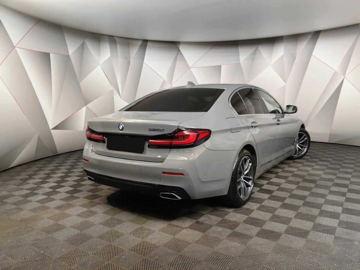 BMW 5 серии с пробегом — 2020 год. Фото: #1