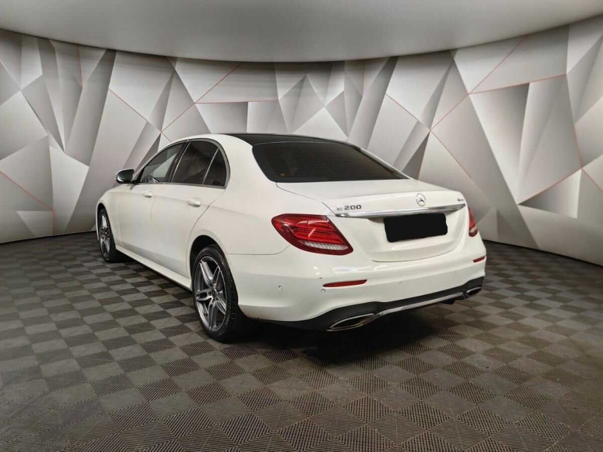 Mercedes-Benz E-Класс с пробегом — 2019 год. Фото: #3