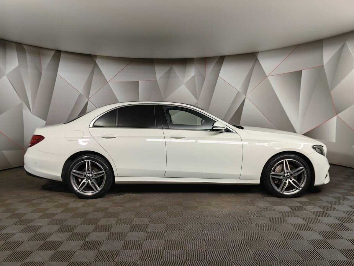 Mercedes-Benz E-Класс с пробегом — 2019 год. Фото: #5