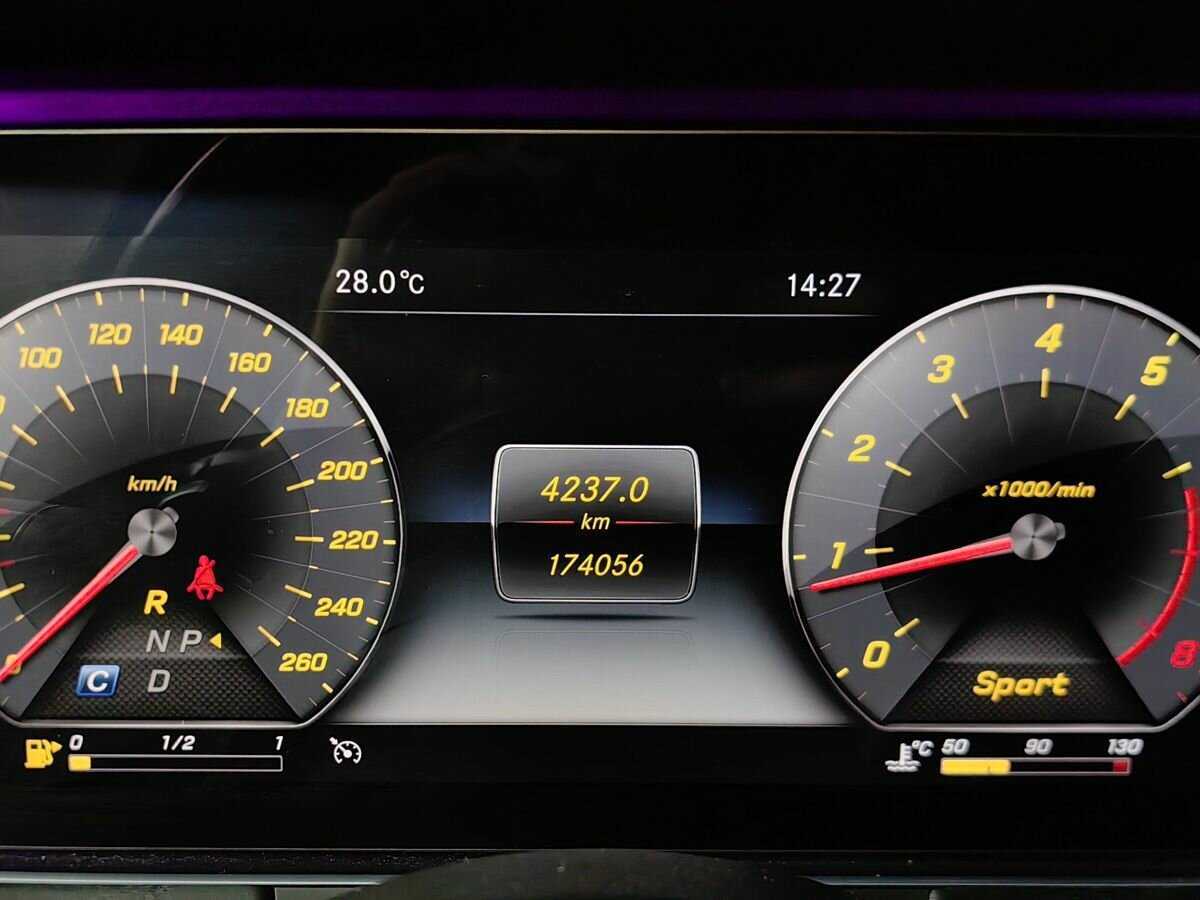 Mercedes-Benz E-Класс с пробегом — 2019 год. Фото: #16