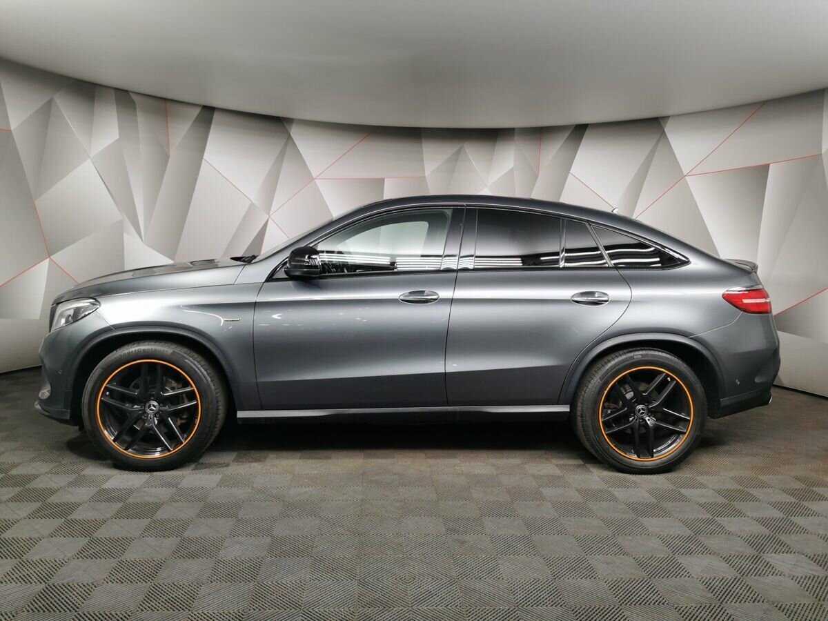 Mercedes-Benz GLE Coupe с пробегом — 2017 год. Фото: #4