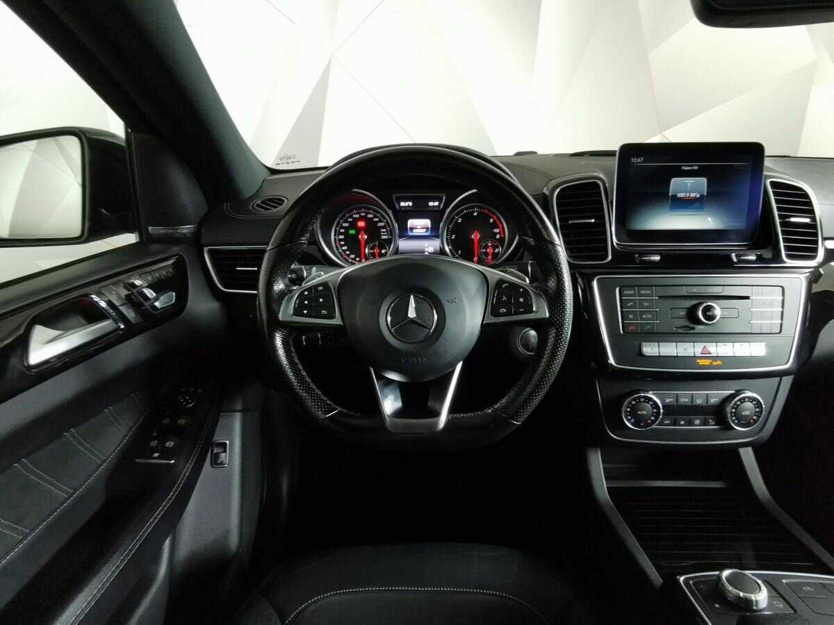 Mercedes-Benz GLE Coupe с пробегом — 2017 год. Фото: #14