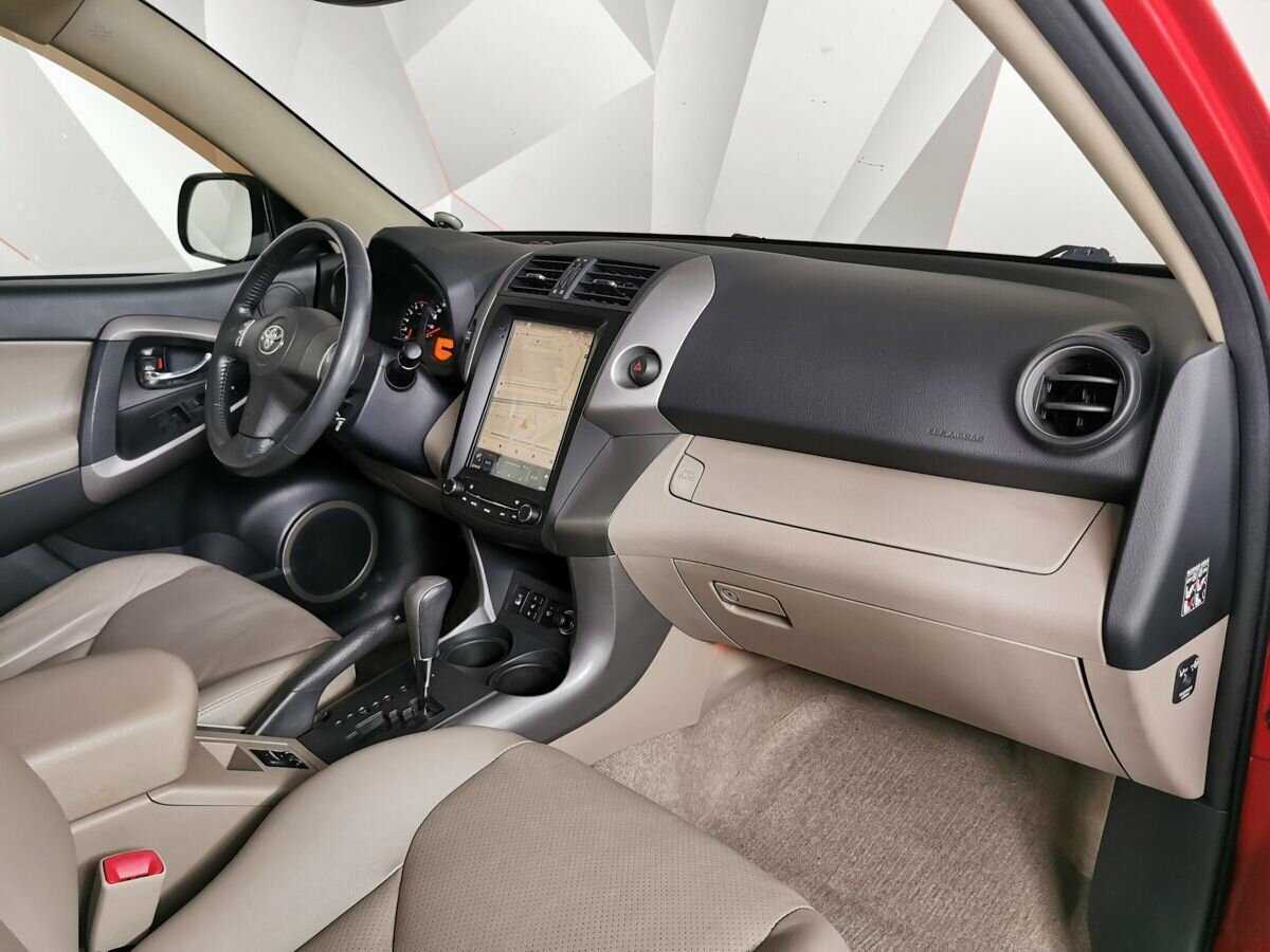 Toyota RAV4 с пробегом — 2008 год. Фото: #8