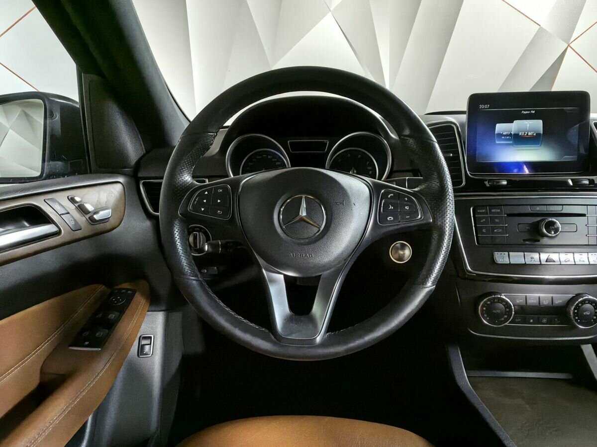 Mercedes-Benz GLE с пробегом — 2016 год. Фото: #14