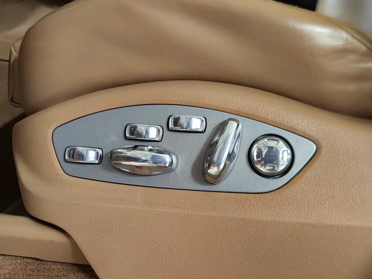 Porsche Cayenne с пробегом — 2012 год. Фото: #18