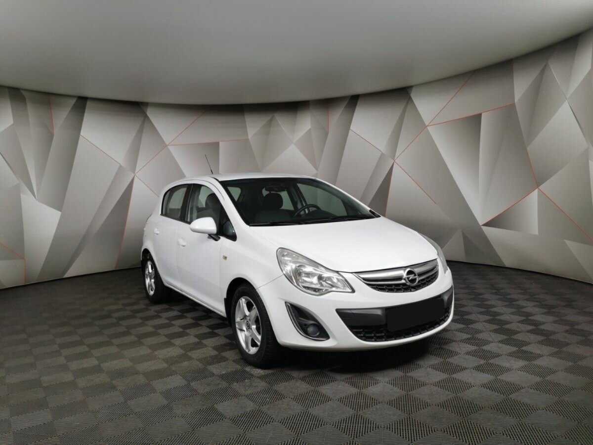 Opel Corsa с пробегом — 2011 год. Фото: #2