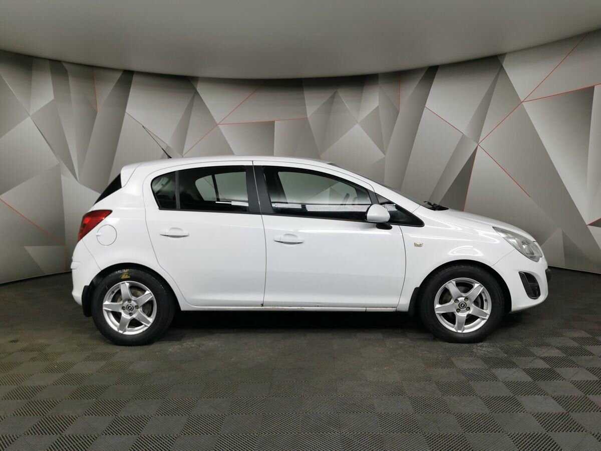 Opel Corsa с пробегом — 2011 год. Фото: #5