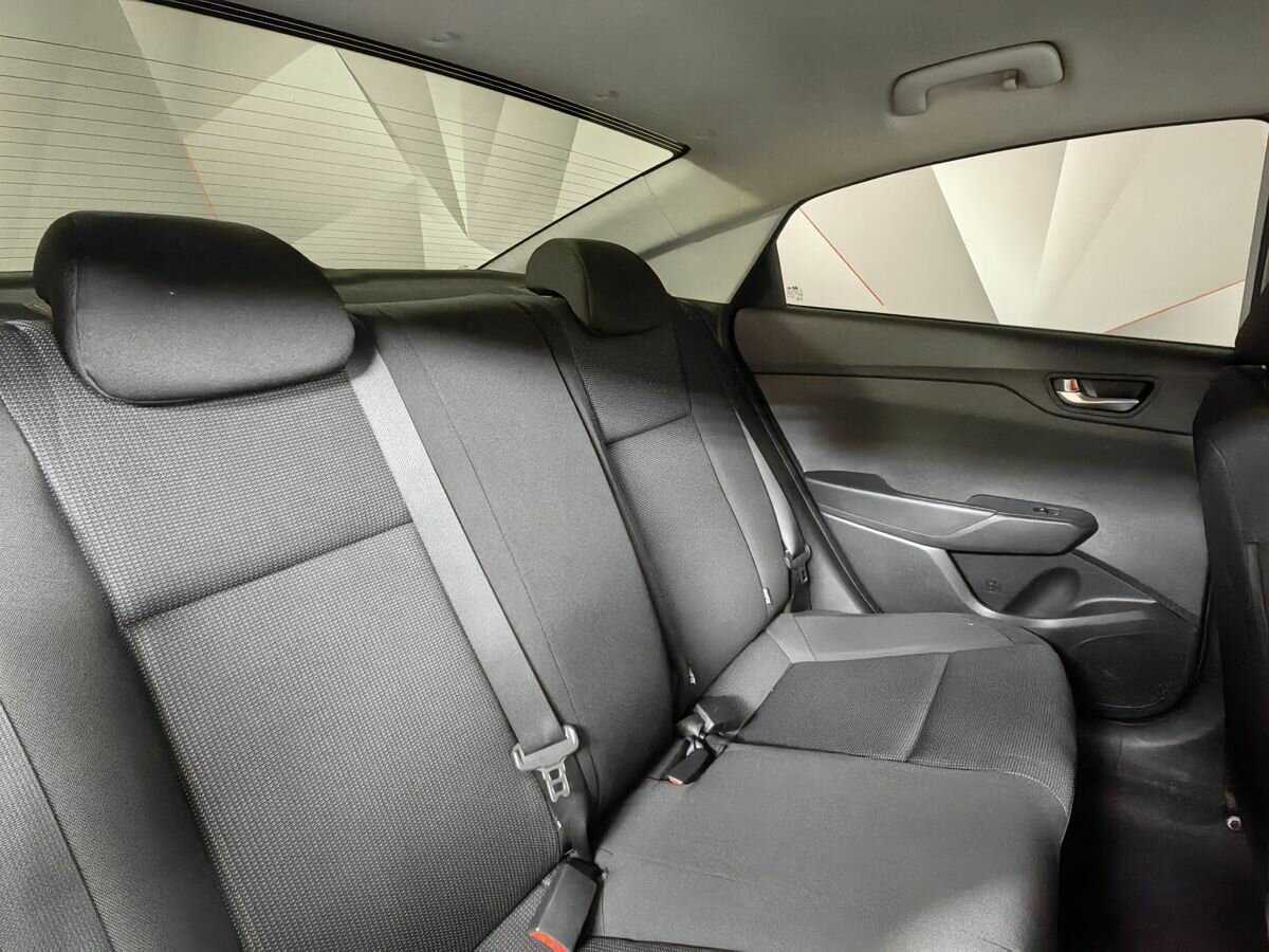 Hyundai Solaris с пробегом — 2021 год. Фото: #12