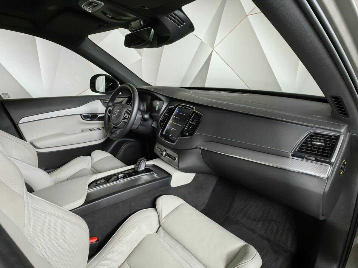 Volvo XC90 с пробегом — 2021 год. Фото: #8