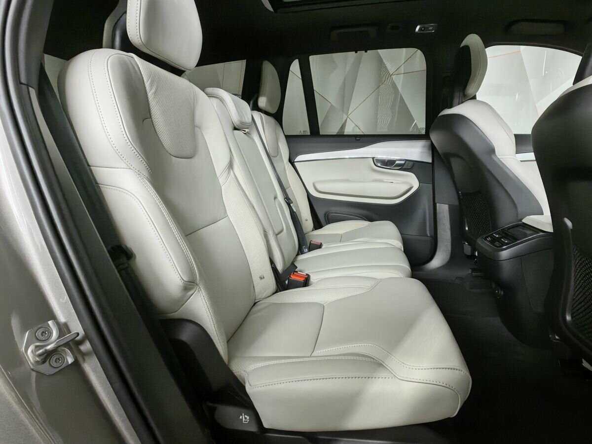 Volvo XC90 с пробегом — 2021 год. Фото: #11