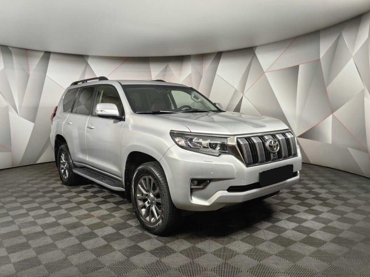 Toyota Land Cruiser Prado с пробегом — 2017 год. Фото: #2