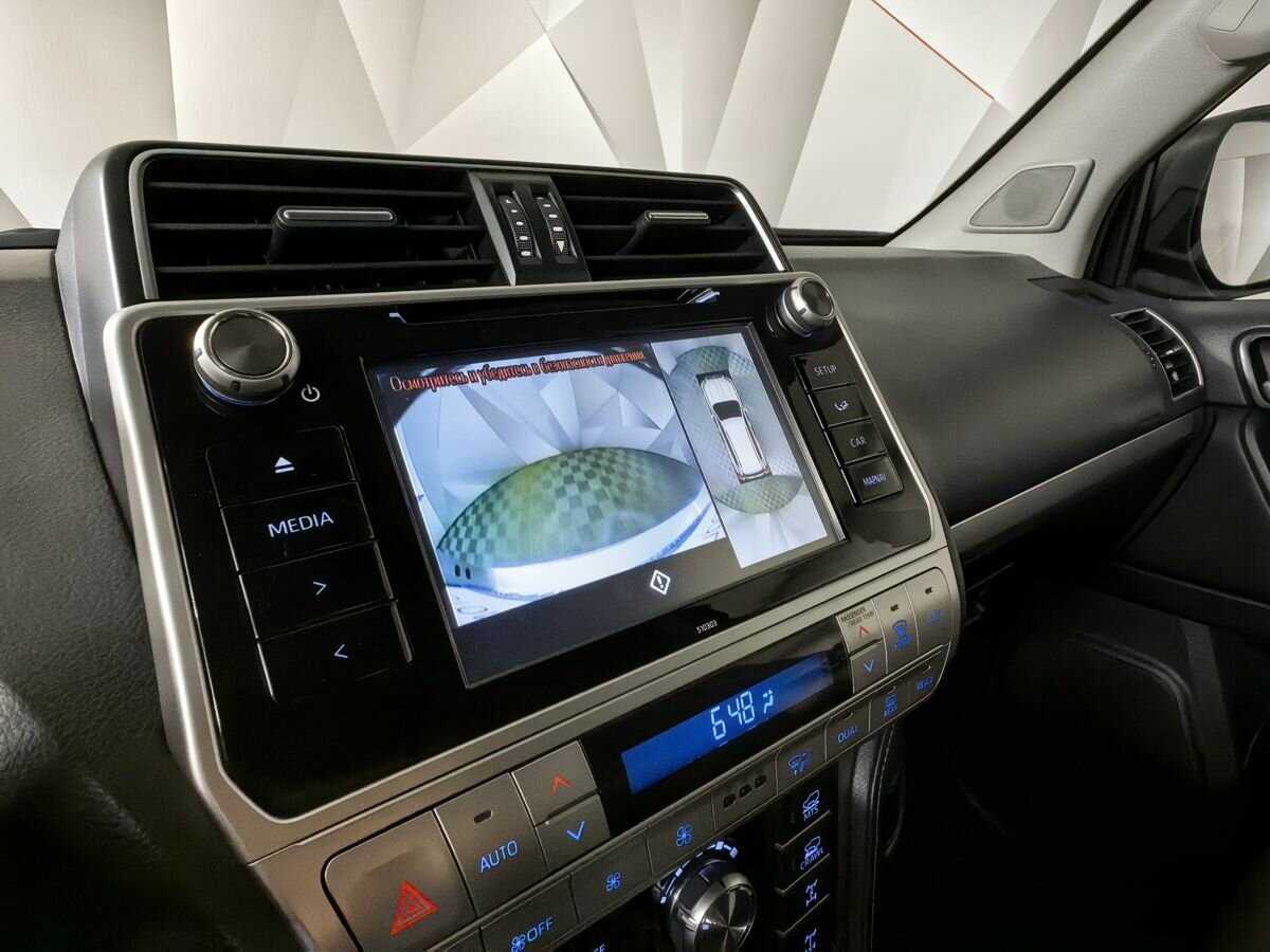 Toyota Land Cruiser Prado с пробегом — 2017 год. Фото: #15