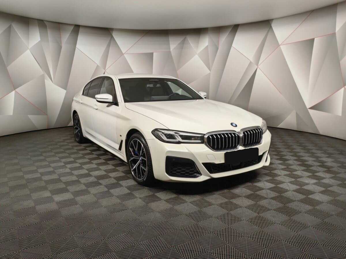 BMW 5 серии с пробегом — 2020 год. Фото: #2