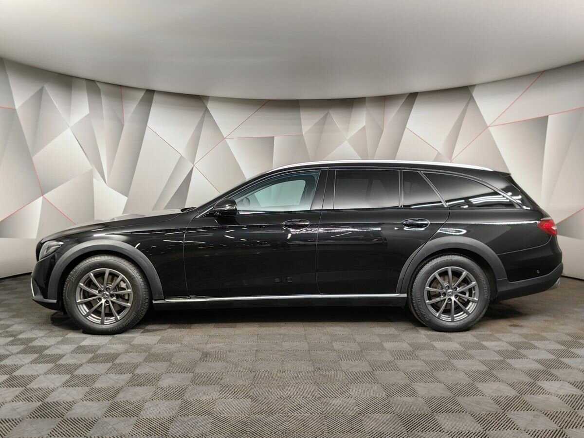 Mercedes-Benz E-Класс с пробегом — 2018 год. Фото: #4