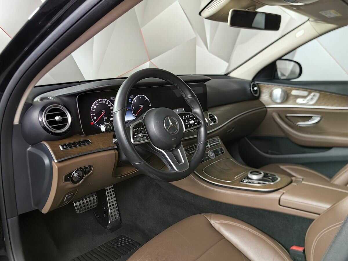 Mercedes-Benz E-Класс с пробегом — 2018 год. Фото: #13